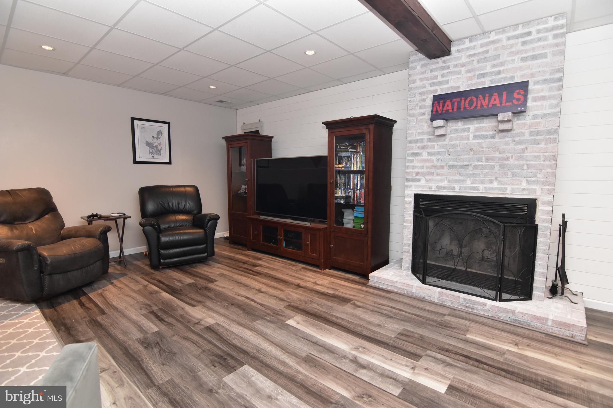 THE HIGHLANDS - Residential