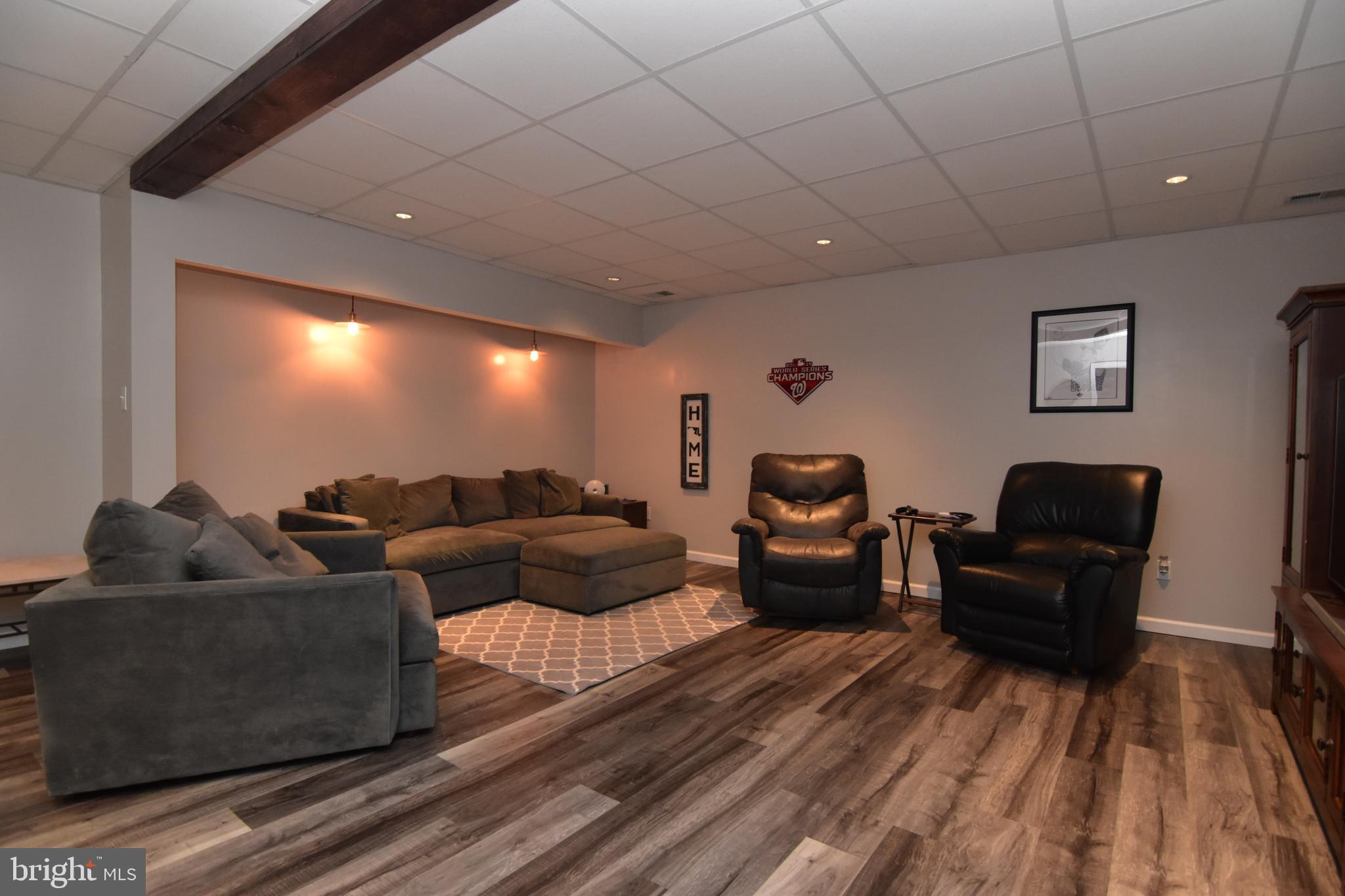 THE HIGHLANDS - Residential