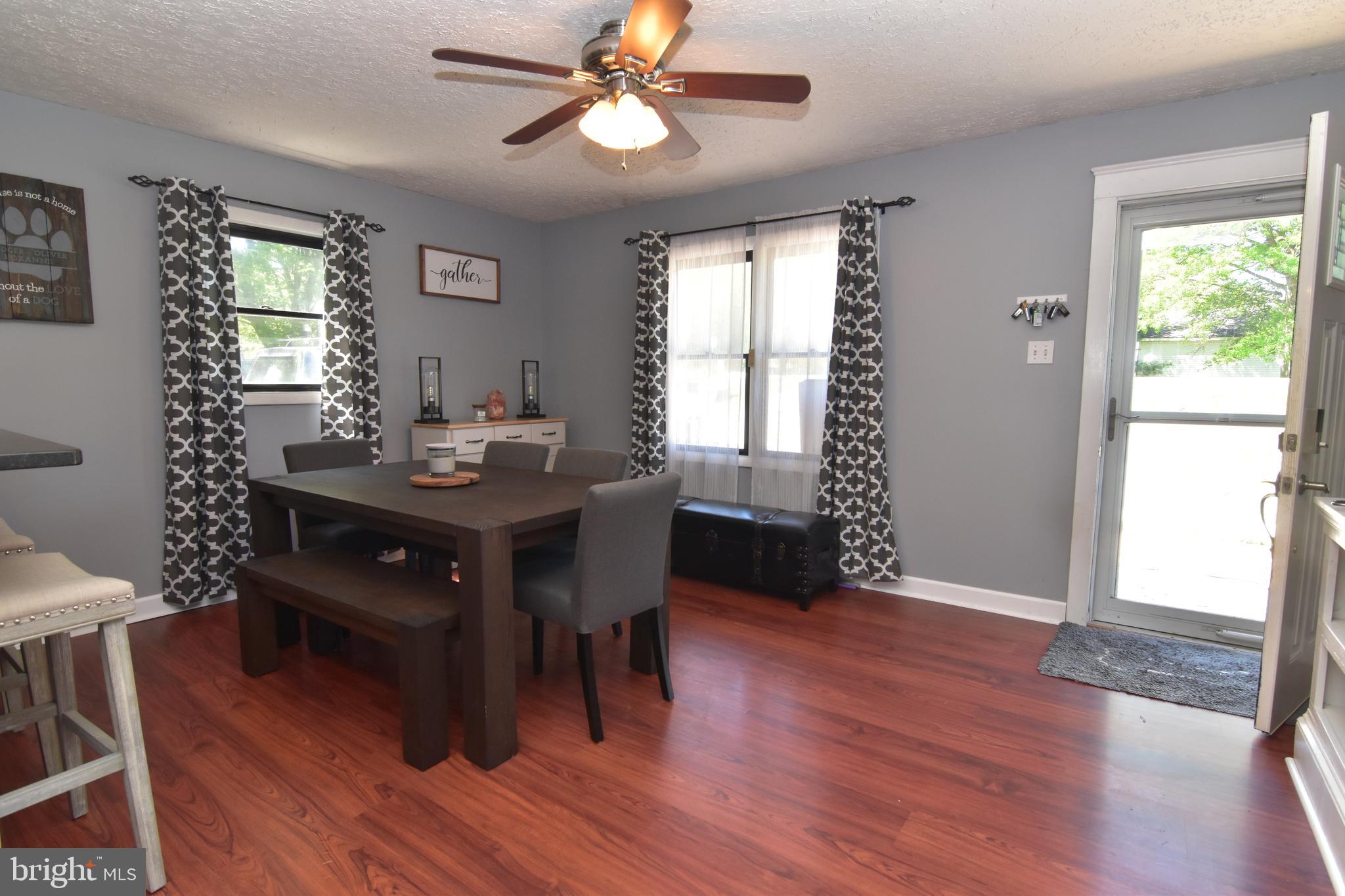 THE HIGHLANDS - Residential