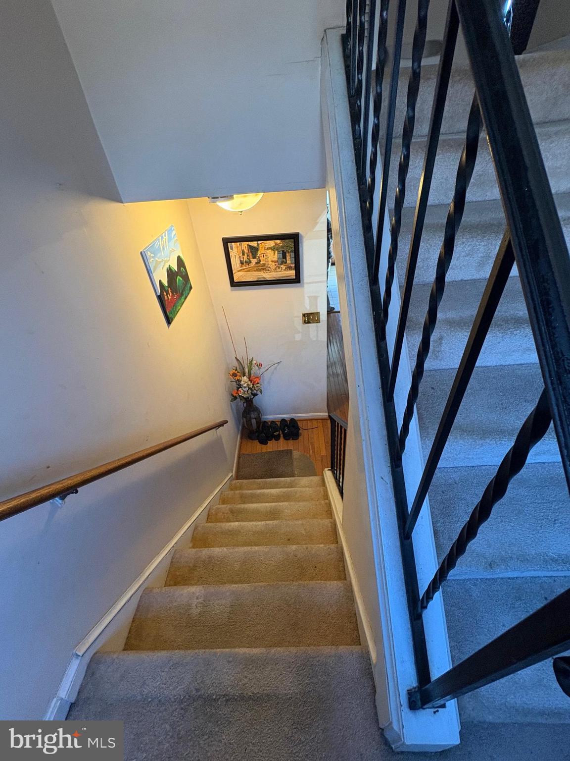 LONDON TOWNE - Residential