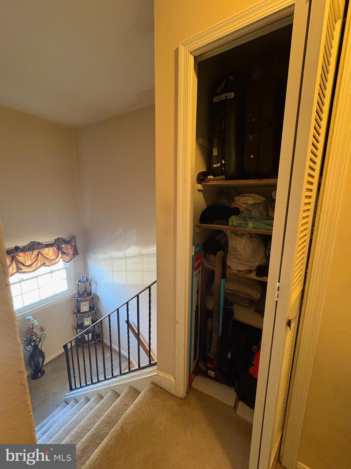 LONDON TOWNE - Residential