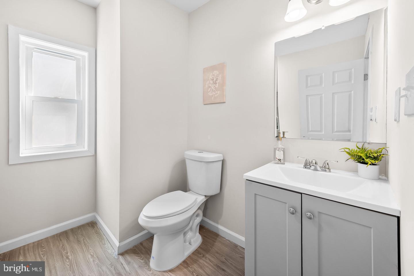 KENWOOD PARK - Residential Lease