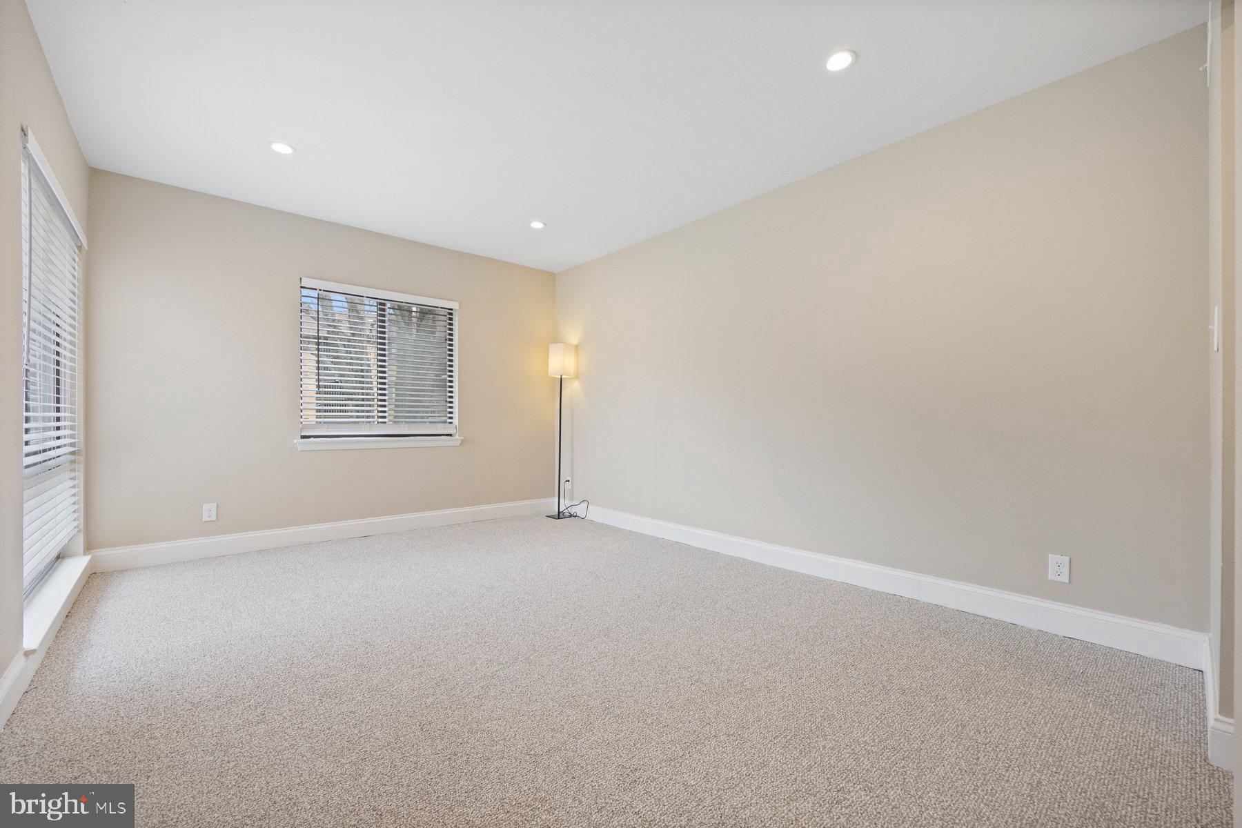 TREOVER CONDOMINIUM - Residential