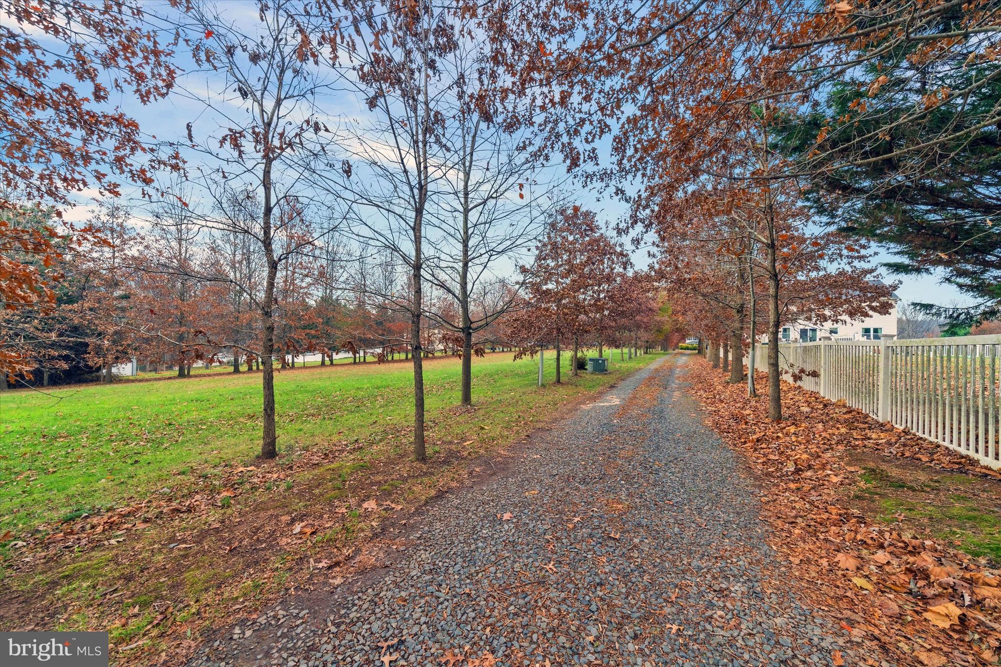 MONTGOMERYS FRIENDSHIP - Residential