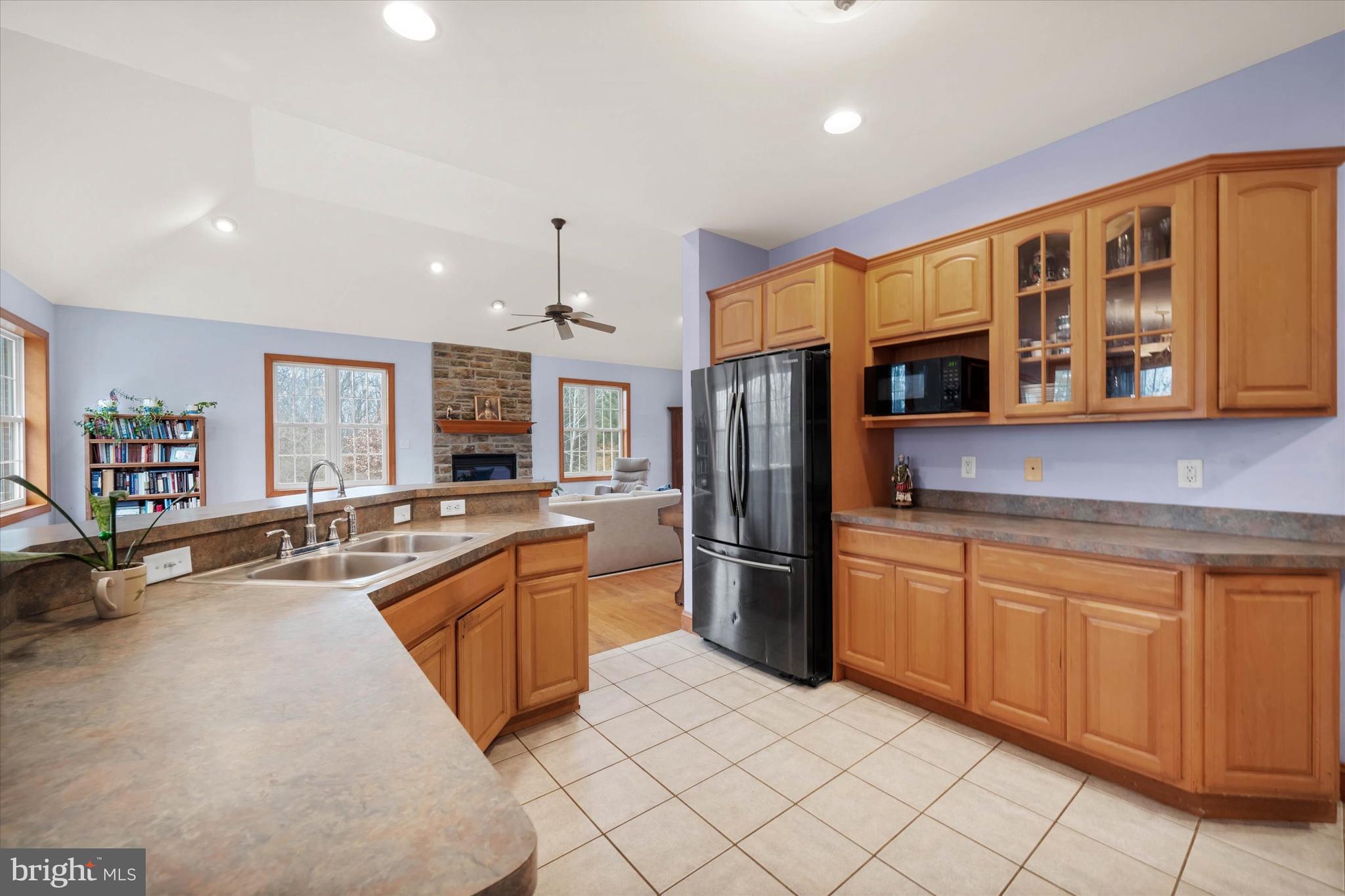 MONTGOMERYS FRIENDSHIP - Residential