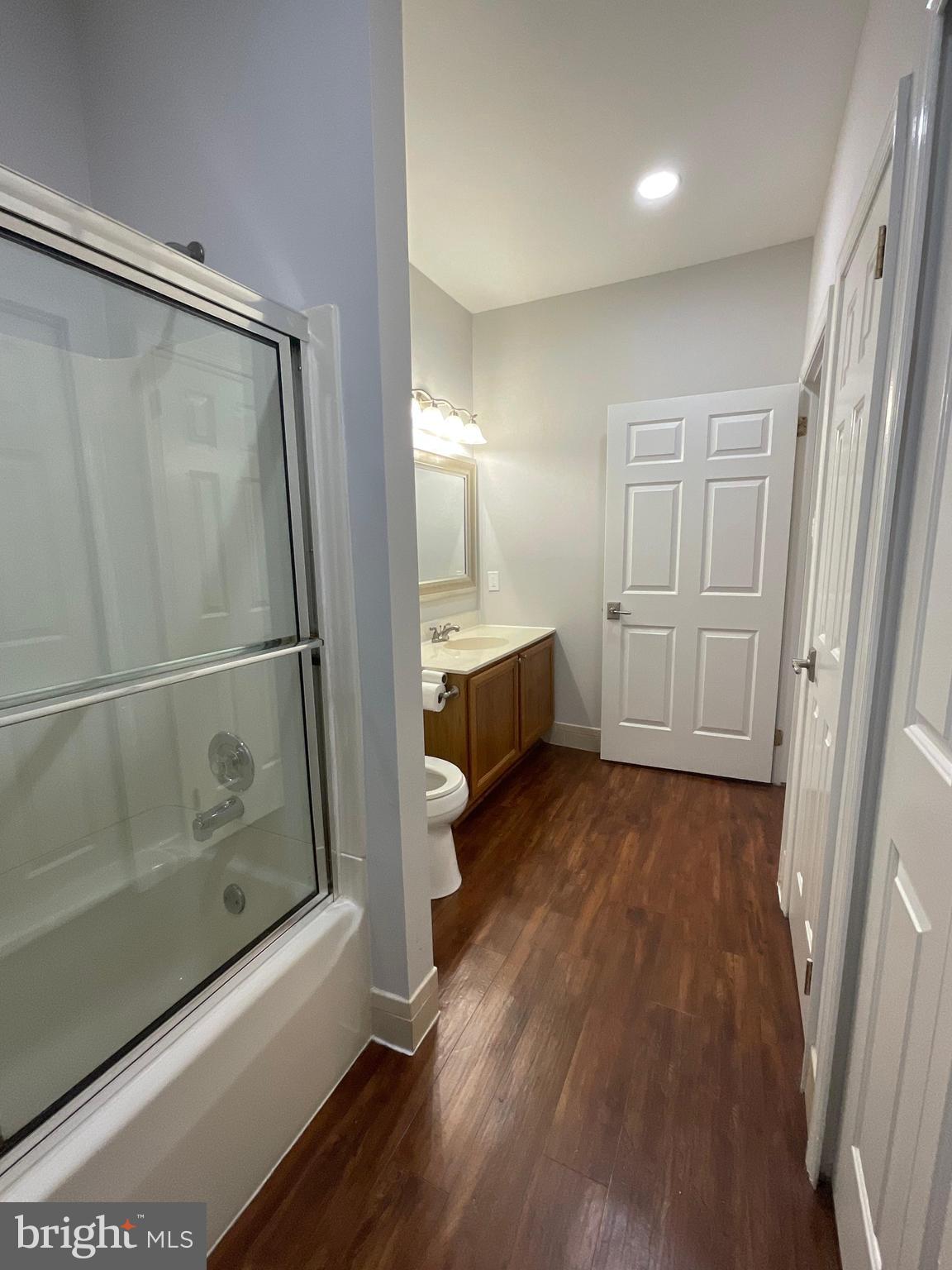 CORNERSTONE - Residential