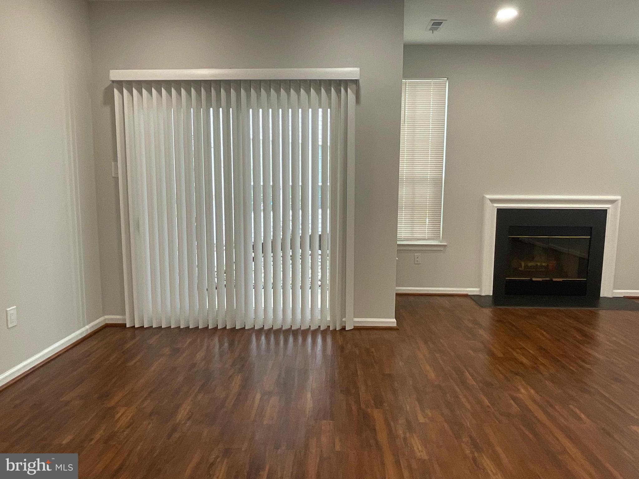 CORNERSTONE - Residential