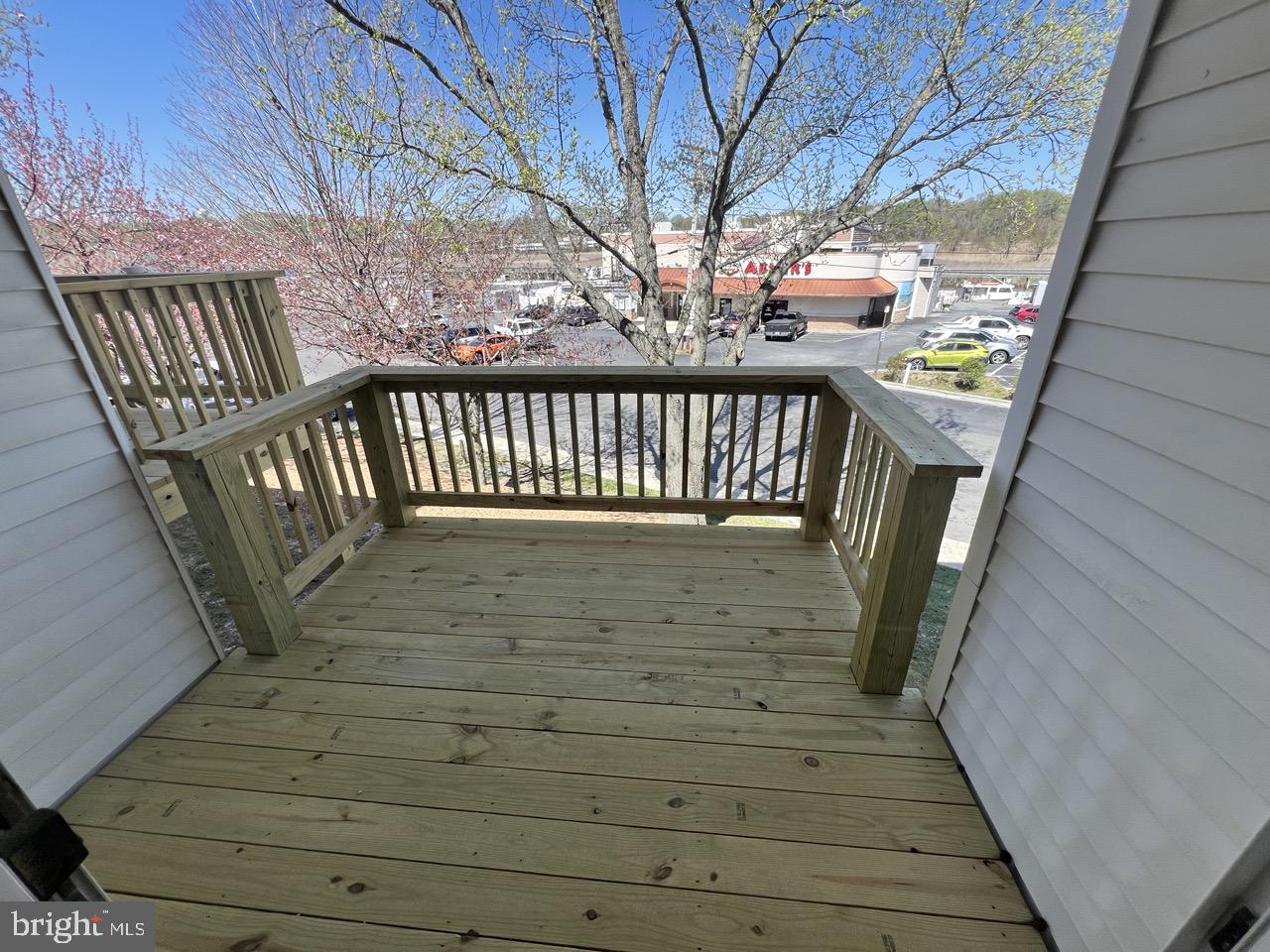 CAPTAINS QUARTER CONDOMINIUM - Residential Lease