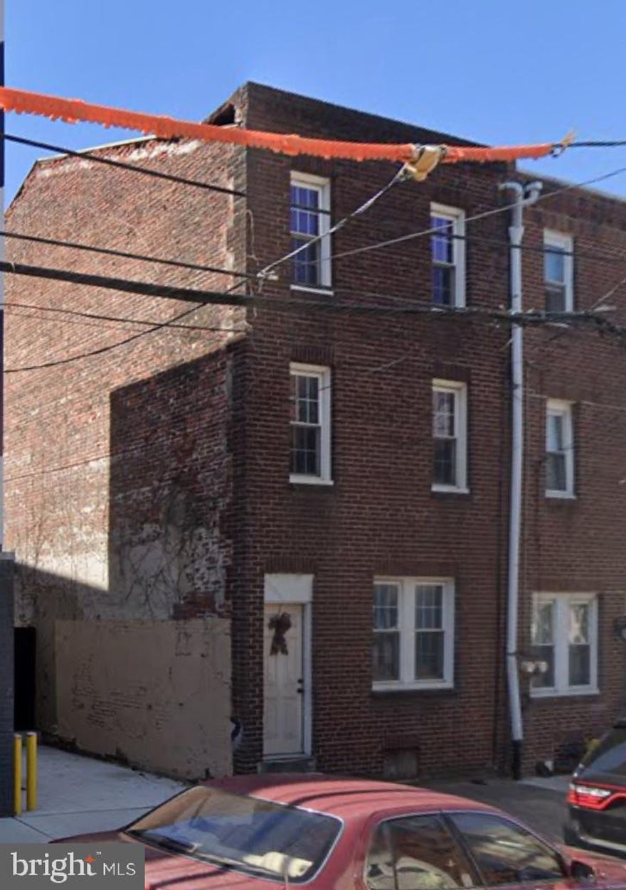 This three-story, 1,600 square foot property in the heart of Philadelphia's vibrant Fishtown neighborhood is a prime investment opportunity. Zoned CMX3, it offers endless potential for a range of commercial or residential uses. With an ARV between $500K and $700K, this space is ready for renovation, providing significant upside for investors or developers. The seller is highly motivated, making this an ideal chance to capitalize on Fishtown’s rapid growth and urban appeal. Property is in need of a full rehab.