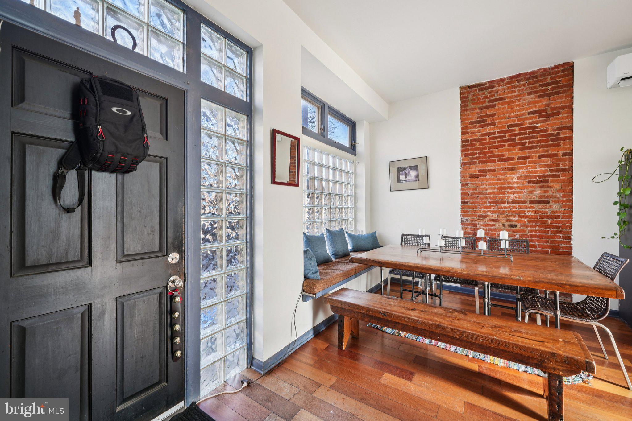 2233 GRAYS FERRY AVENUE