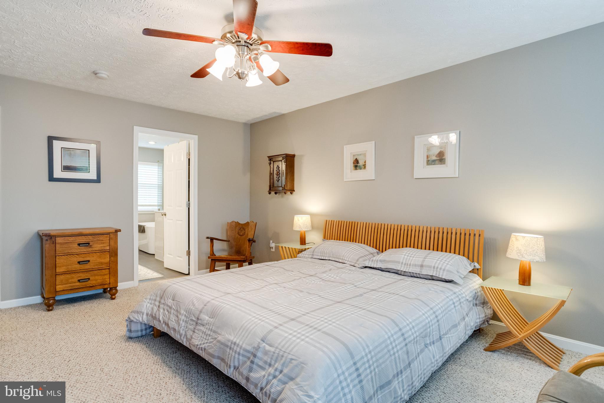 HARFORD TOWN - Residential