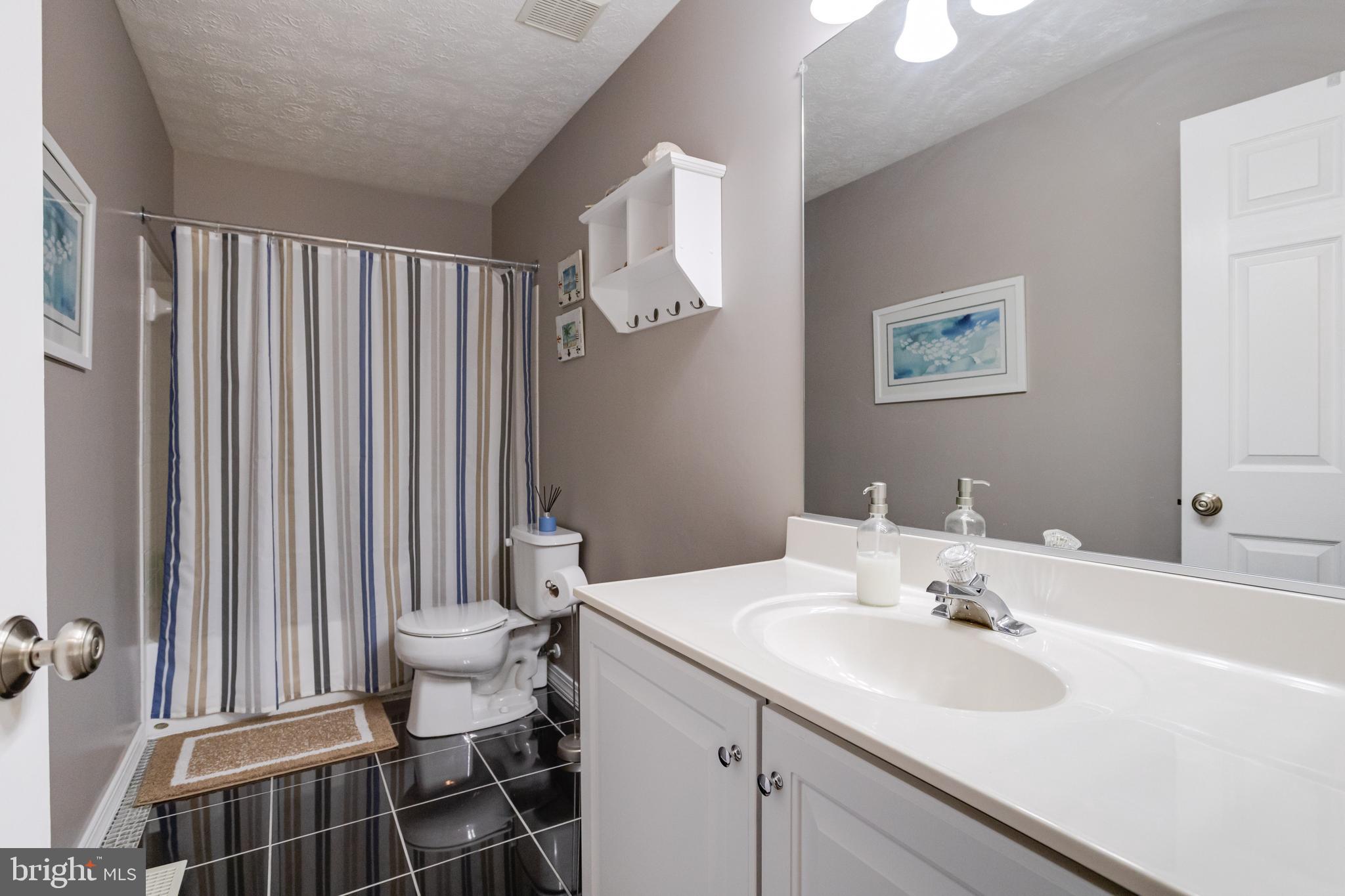 HARFORD TOWN - Residential