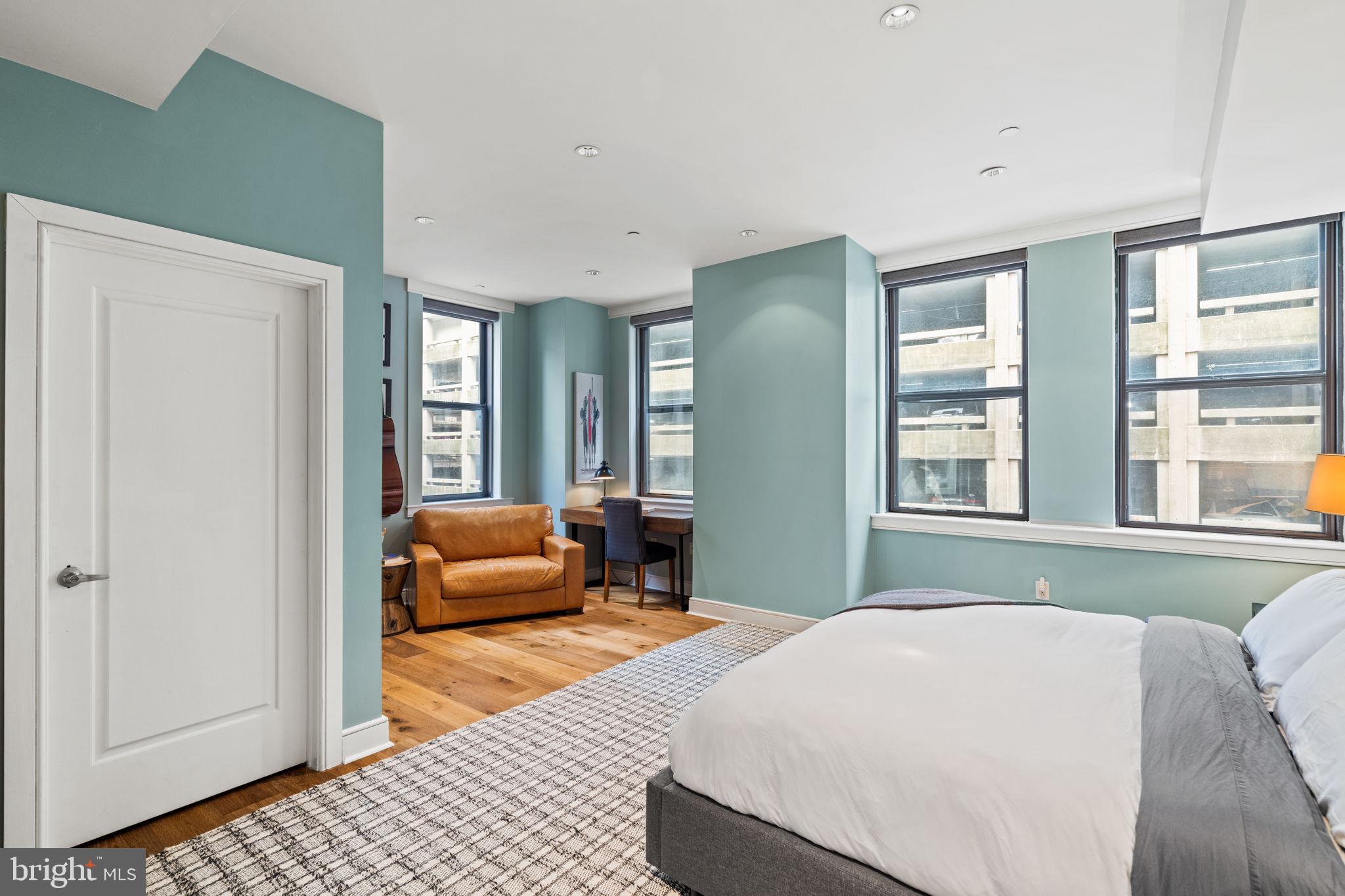 RITTENHOUSE SQUARE - Residential