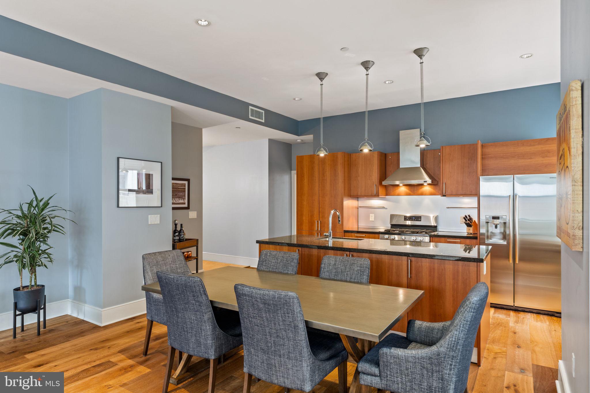 RITTENHOUSE SQUARE - Residential