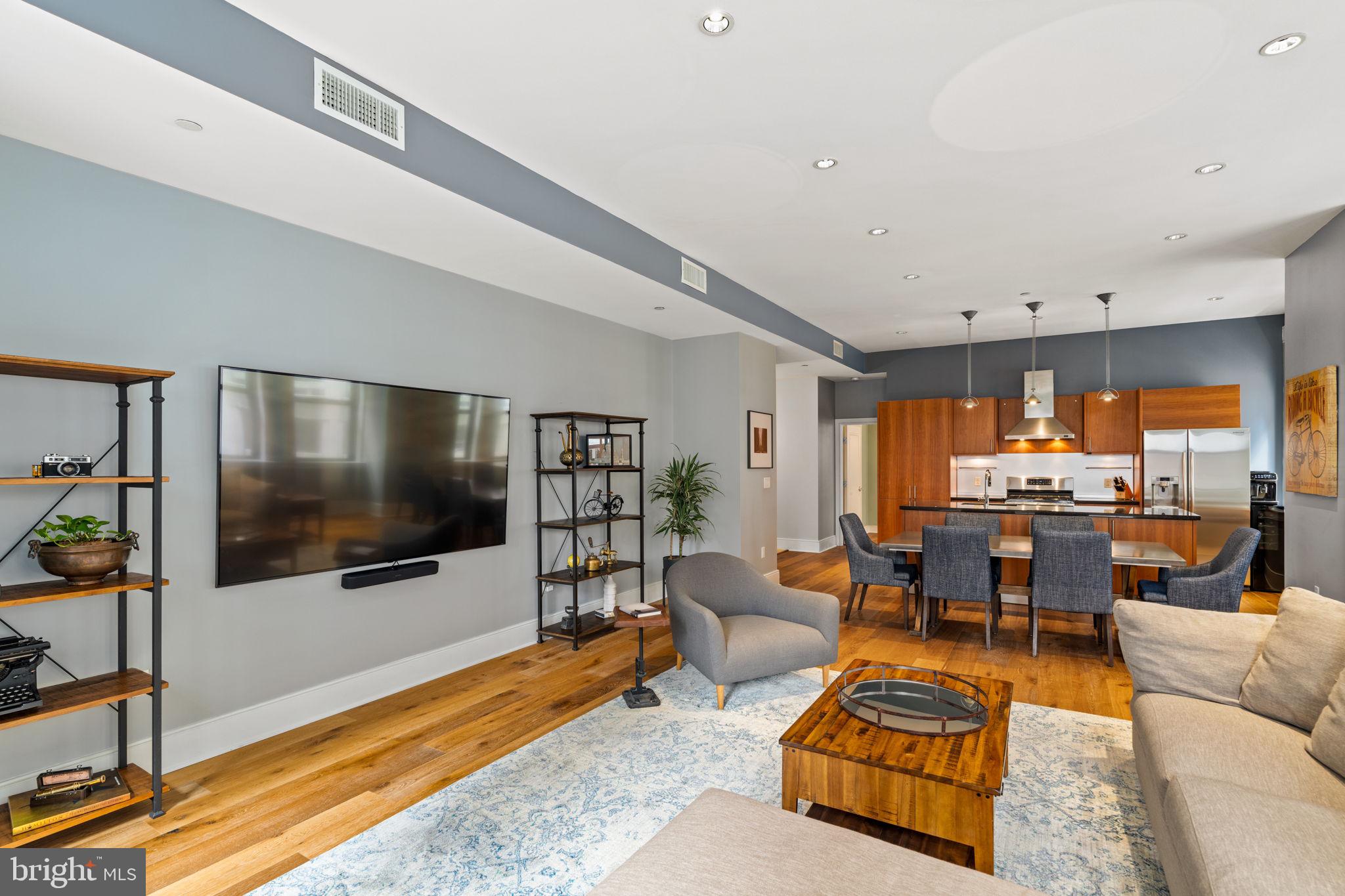 RITTENHOUSE SQUARE - Residential