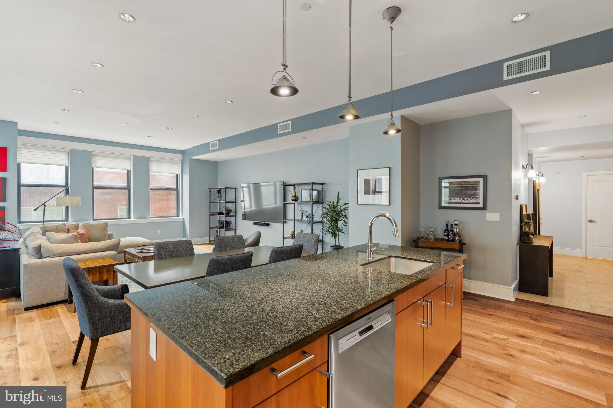 RITTENHOUSE SQUARE - Residential