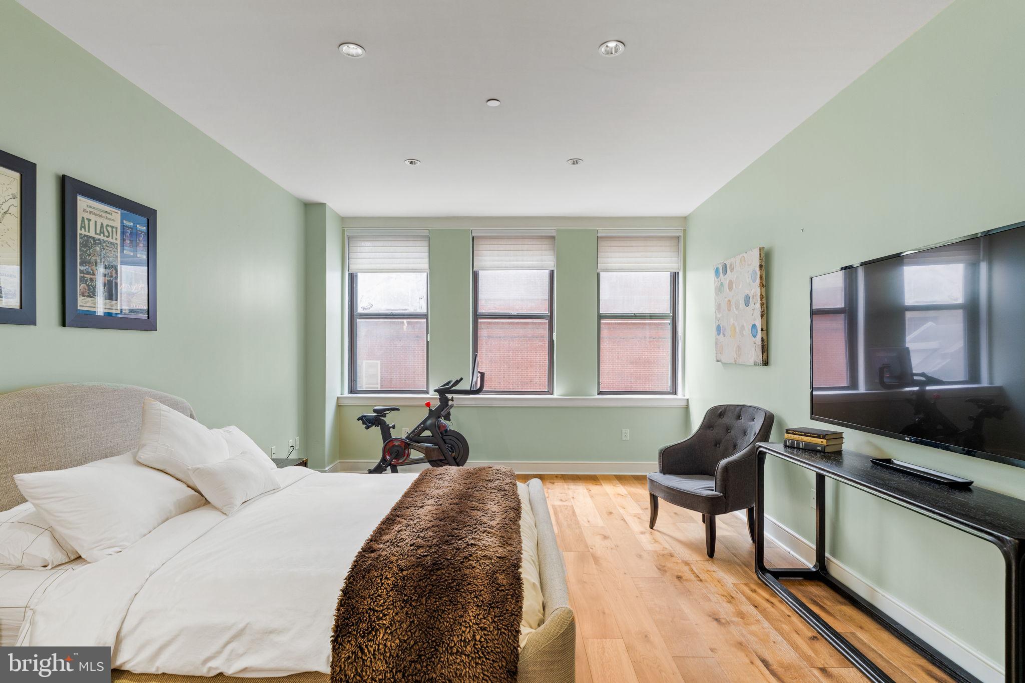 RITTENHOUSE SQUARE - Residential