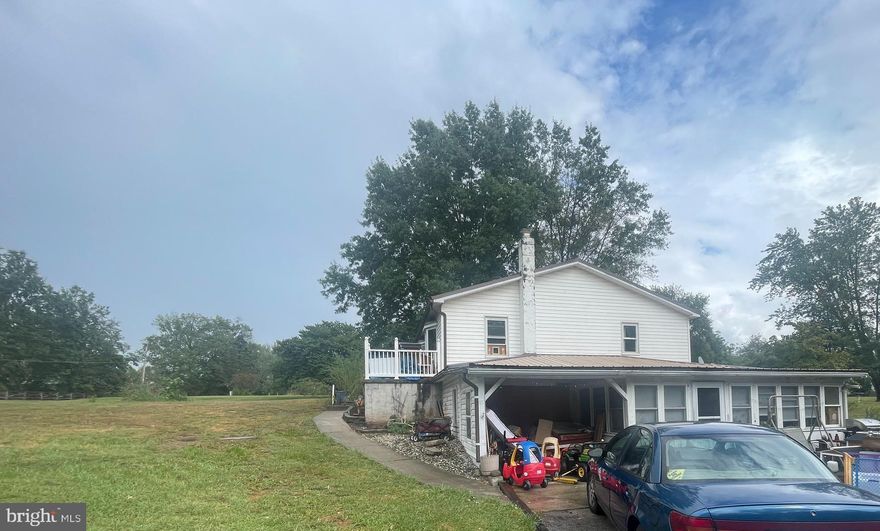 1 bed, 1 bath property in poor condition. Home requires significant repairs and is not move-in ready. Located in a flood zone. Detached 2-car garage on site. Short sale—NOT bank approved. Buyer is responsible for $6,000 loss mitigation fee. Being sold strictly as-is. Priced at $220,000.