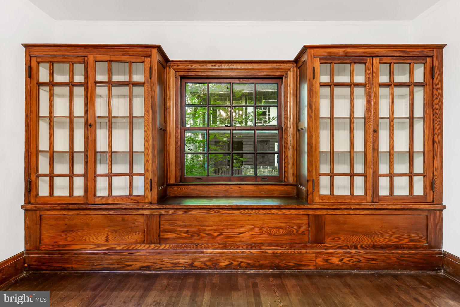 ROLAND PARK - Residential