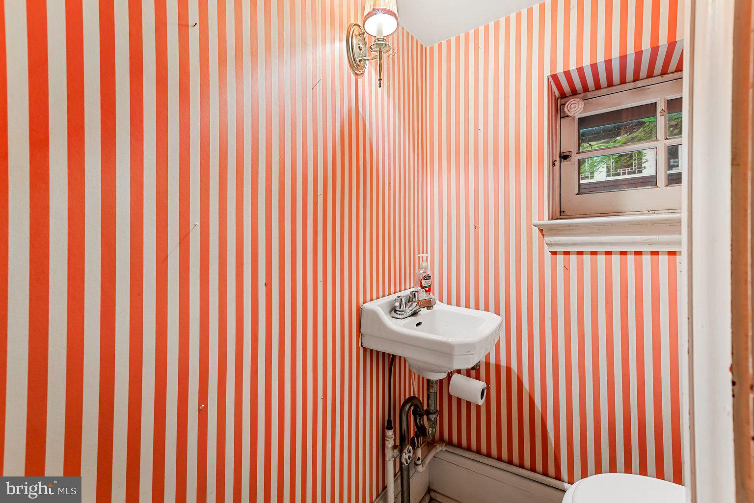 ROLAND PARK - Residential