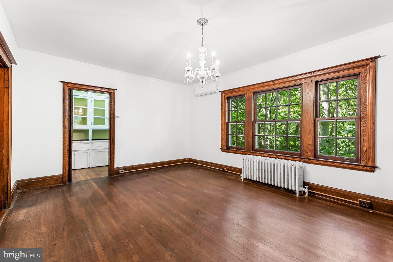 ROLAND PARK - Residential