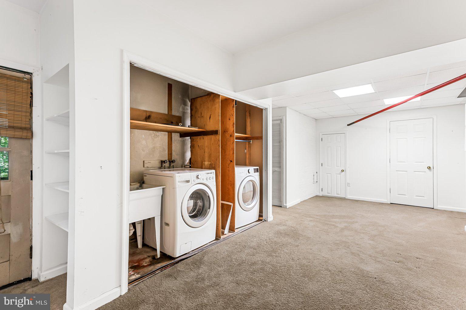 ROLAND PARK - Residential