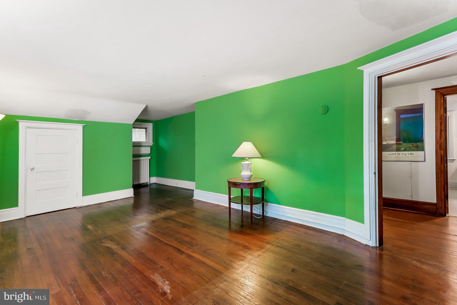 ROLAND PARK - Residential