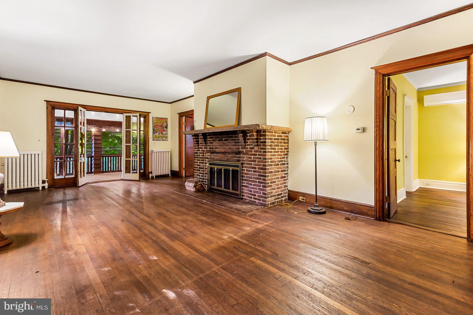 ROLAND PARK - Residential