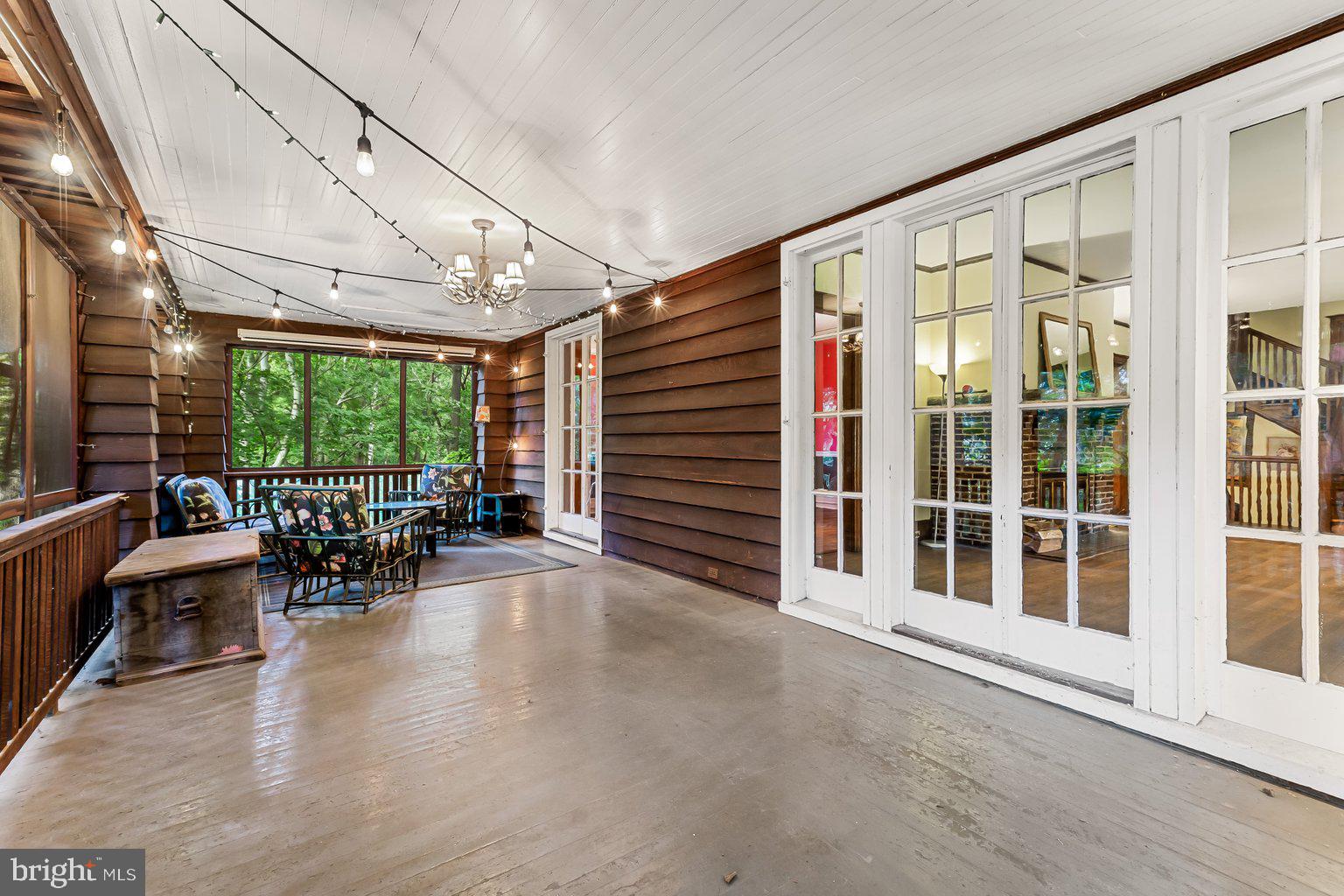 ROLAND PARK - Residential