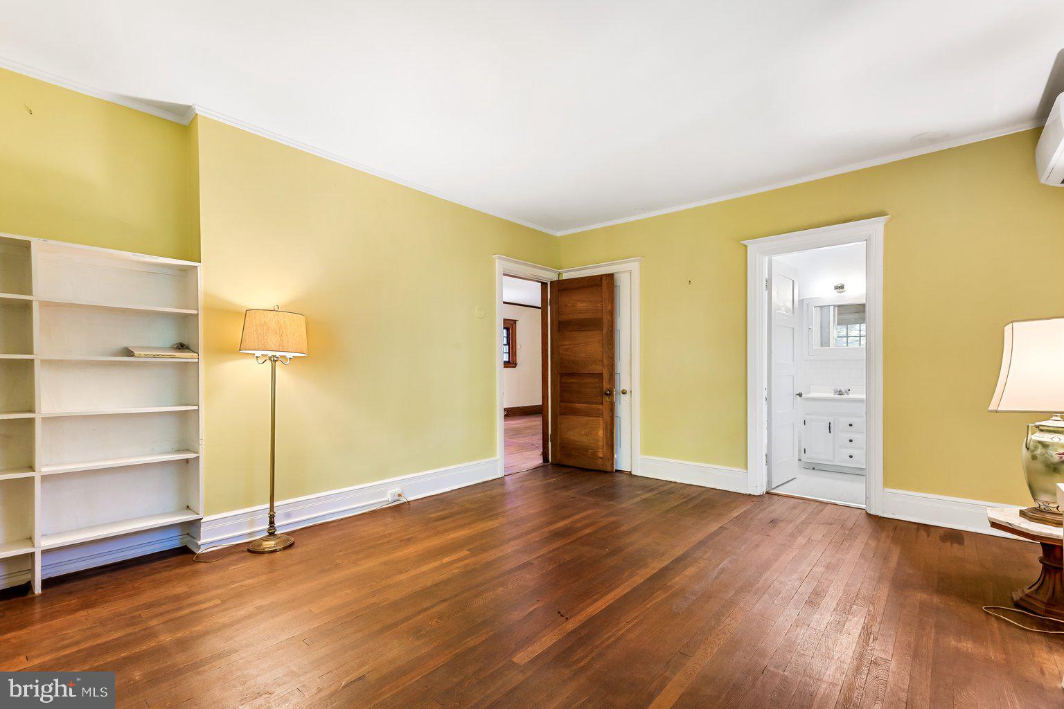 ROLAND PARK - Residential