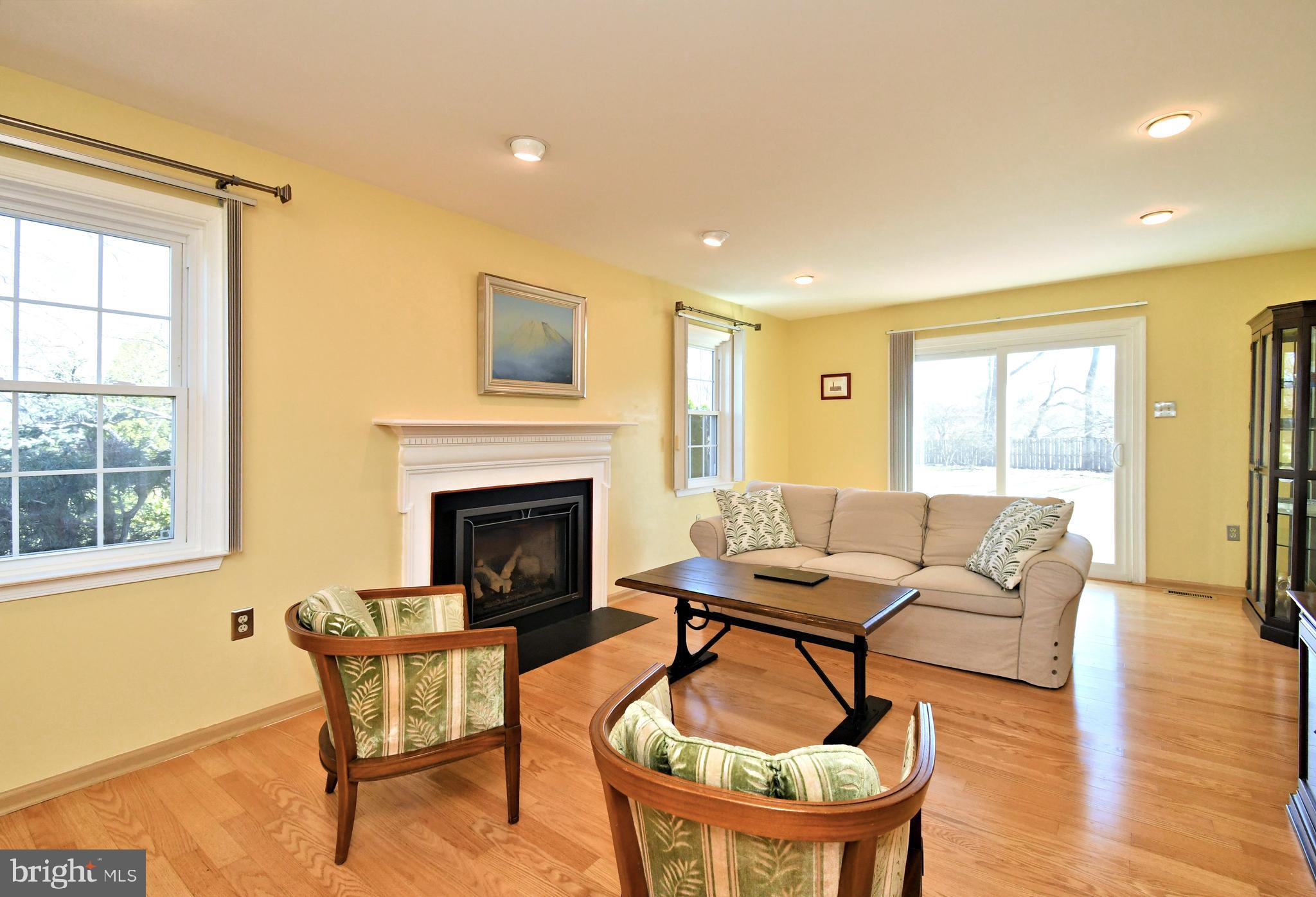 1612 BROADFIELD CIRCLE