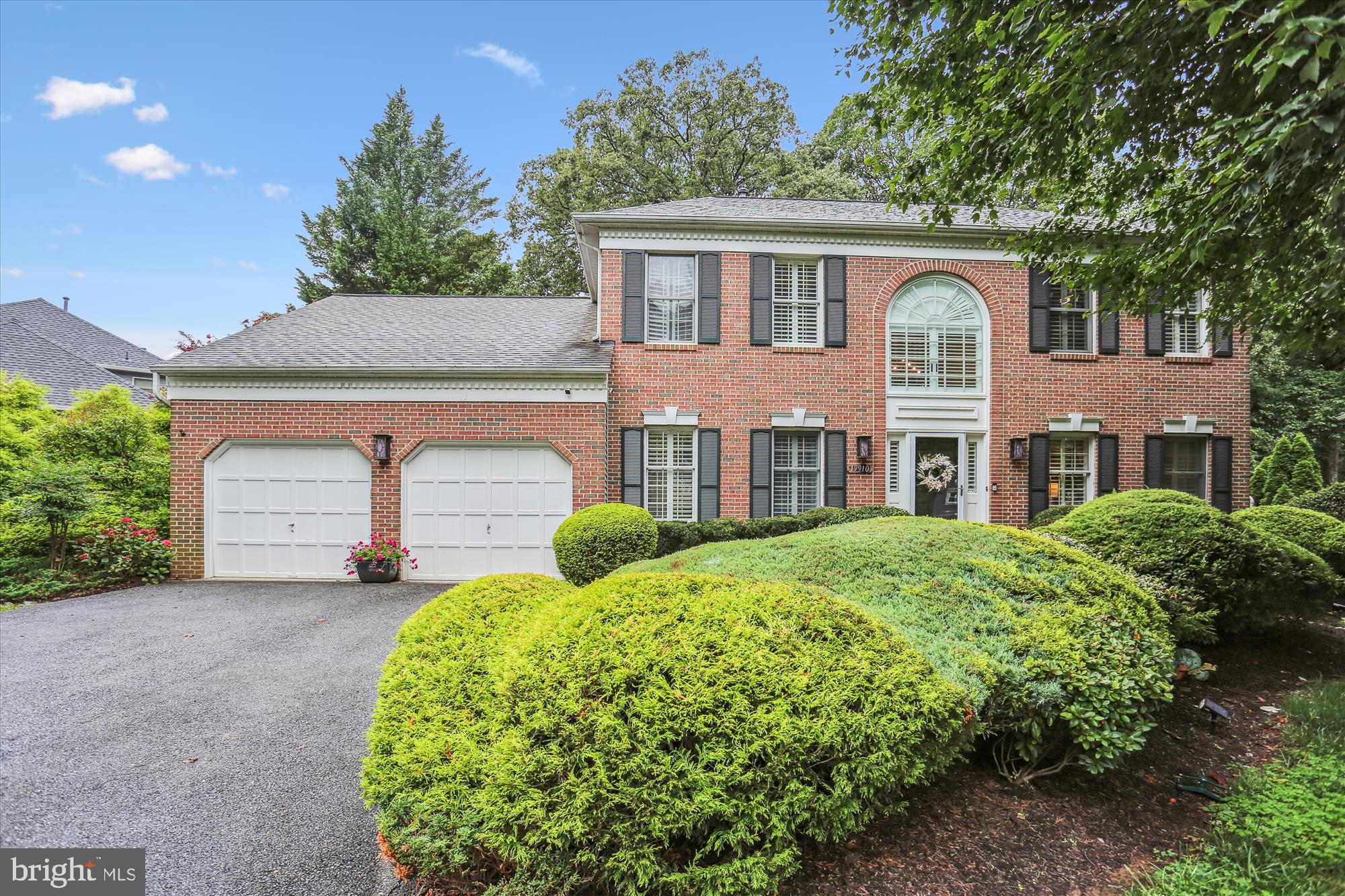 19910 HAMIL CIRCLE