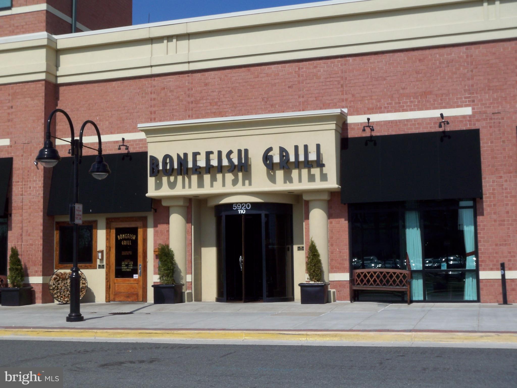 STRATFORD PLACE AT KINGS - Residential