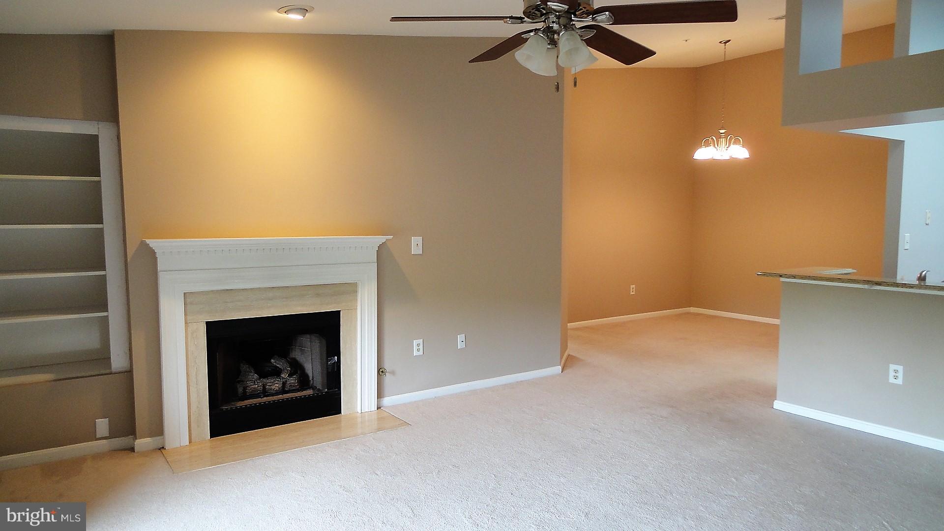 STRATFORD PLACE AT KINGS - Residential