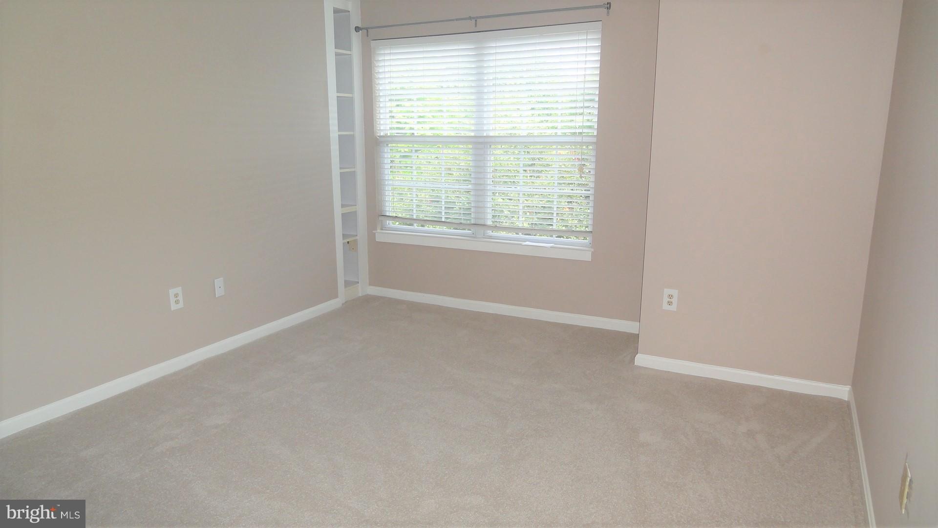 STRATFORD PLACE AT KINGS - Residential