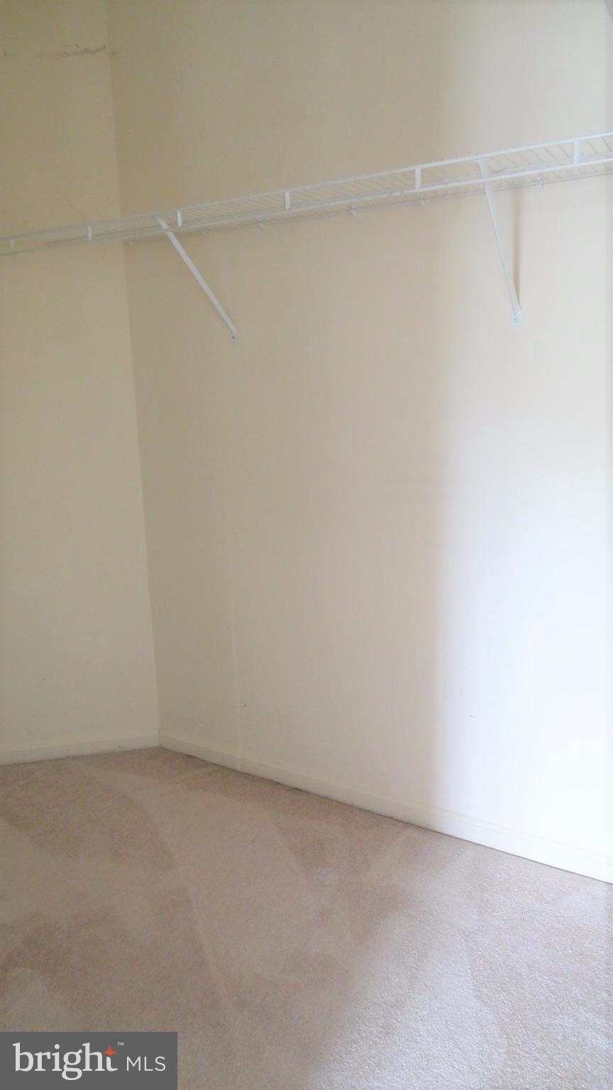 STRATFORD PLACE AT KINGS - Residential