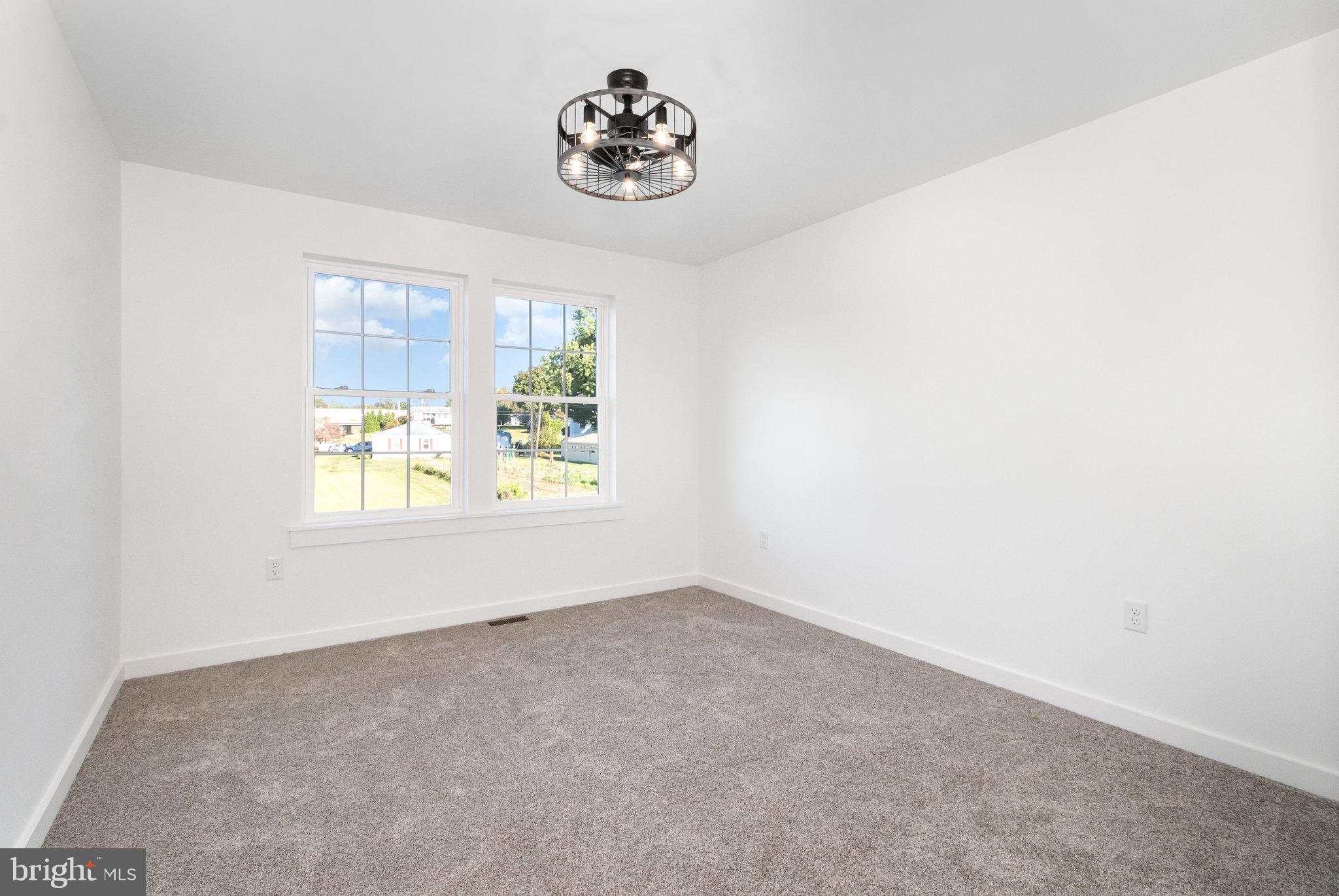 CLOVERLEAF ACRES - Residential