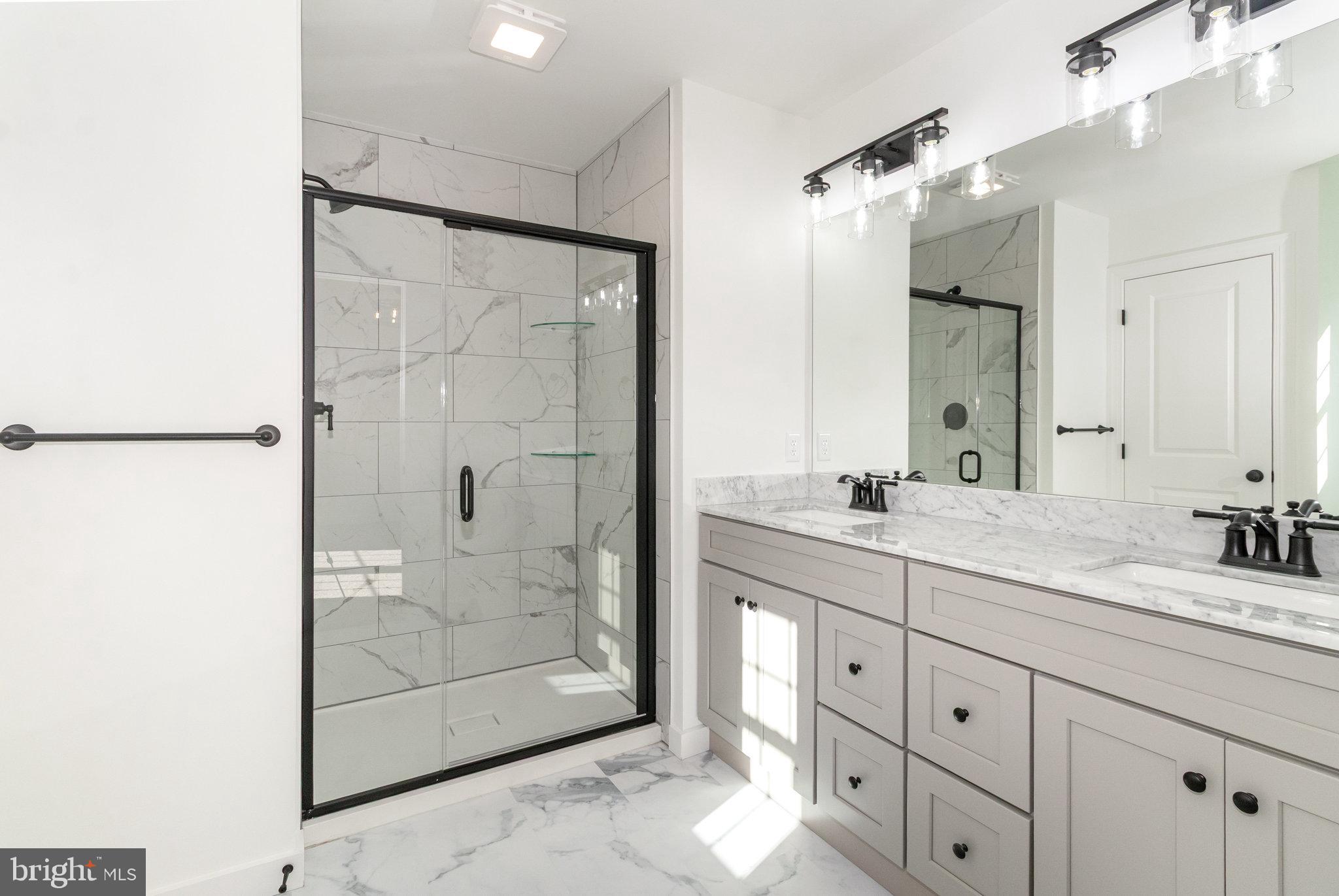 CLOVERLEAF ACRES - Residential