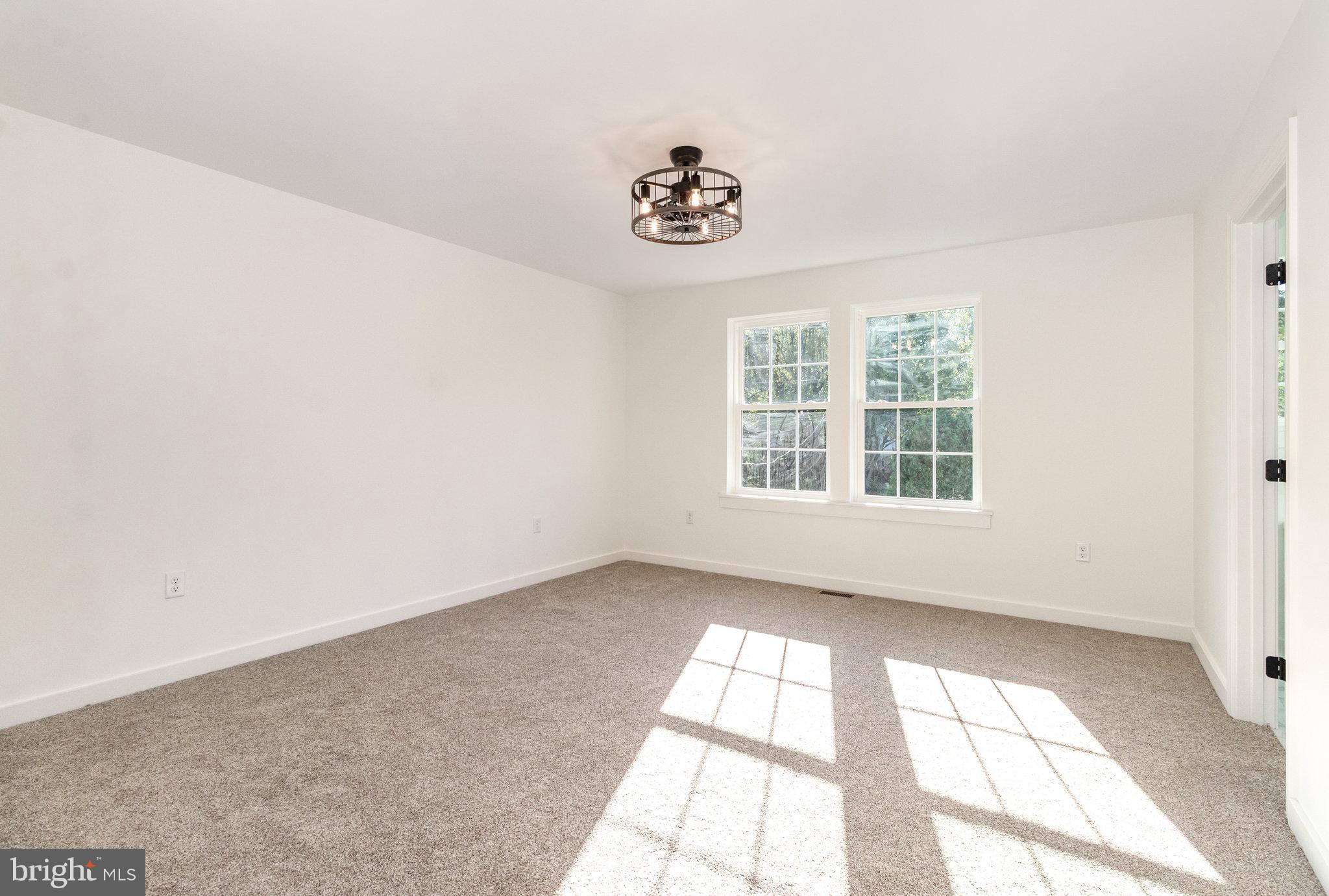 CLOVERLEAF ACRES - Residential