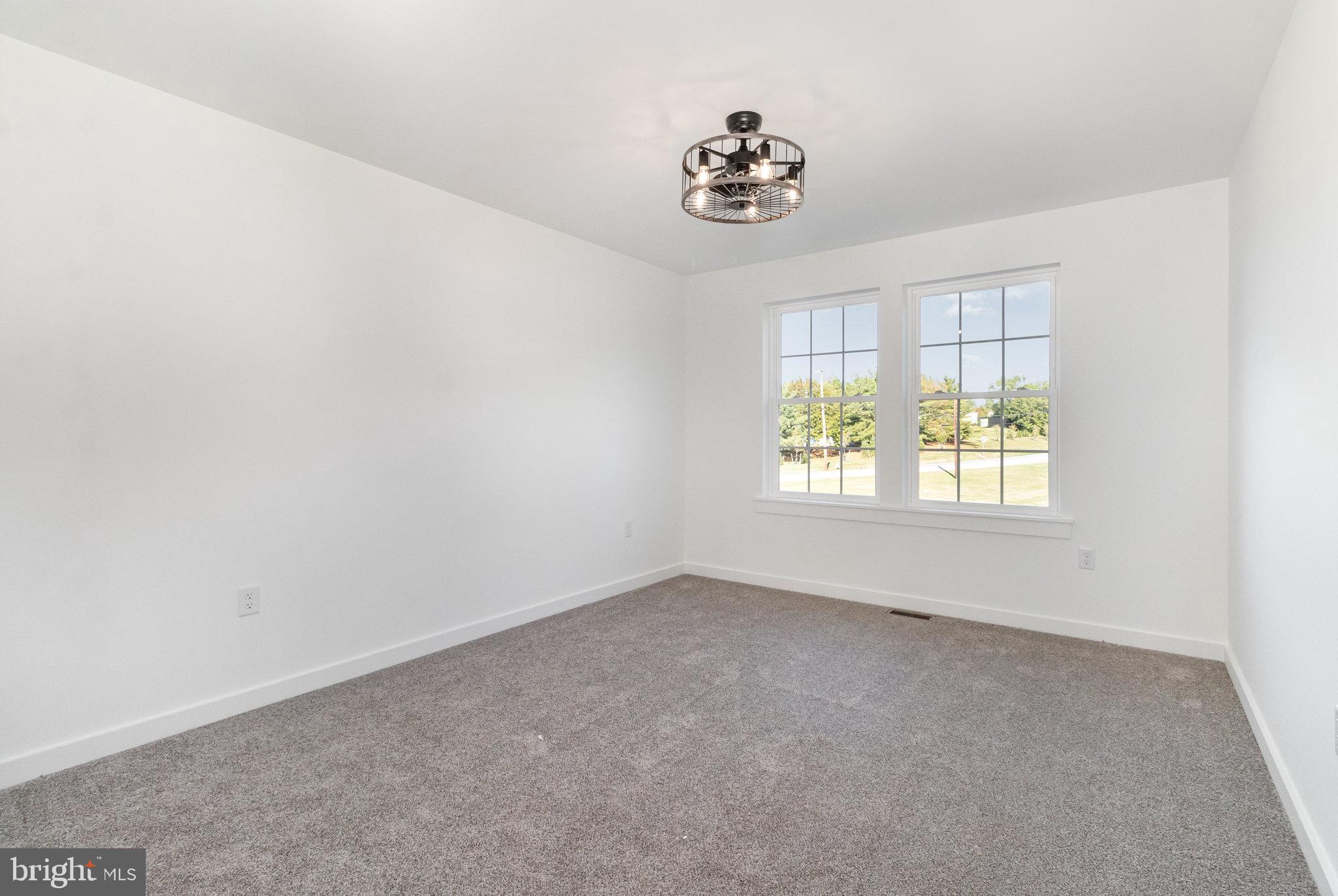 CLOVERLEAF ACRES - Residential