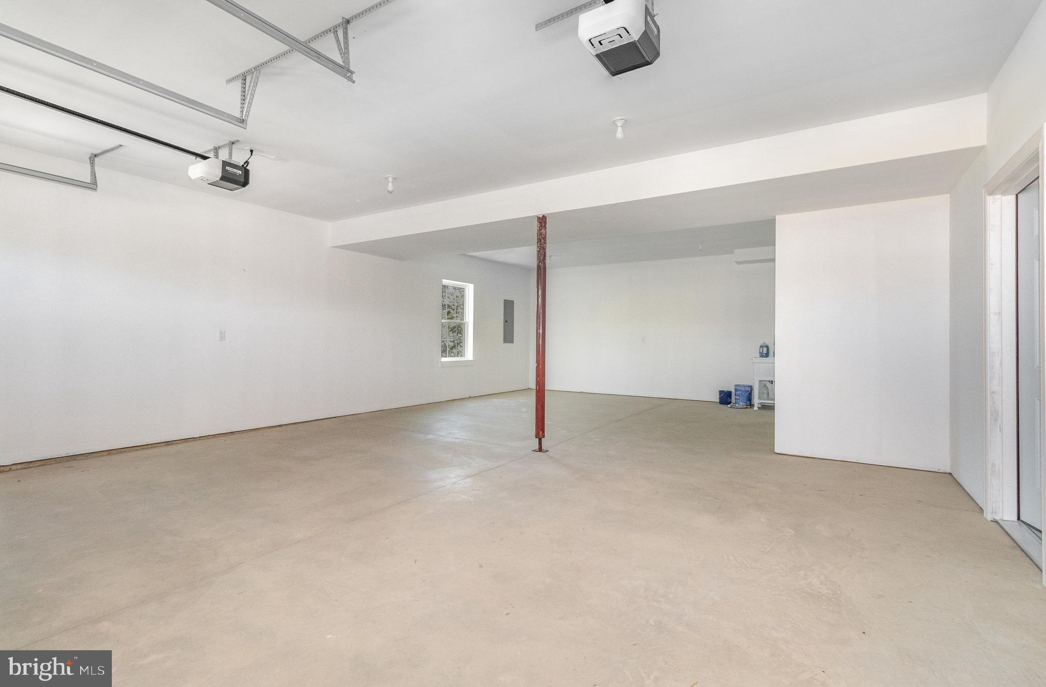 CLOVERLEAF ACRES - Residential