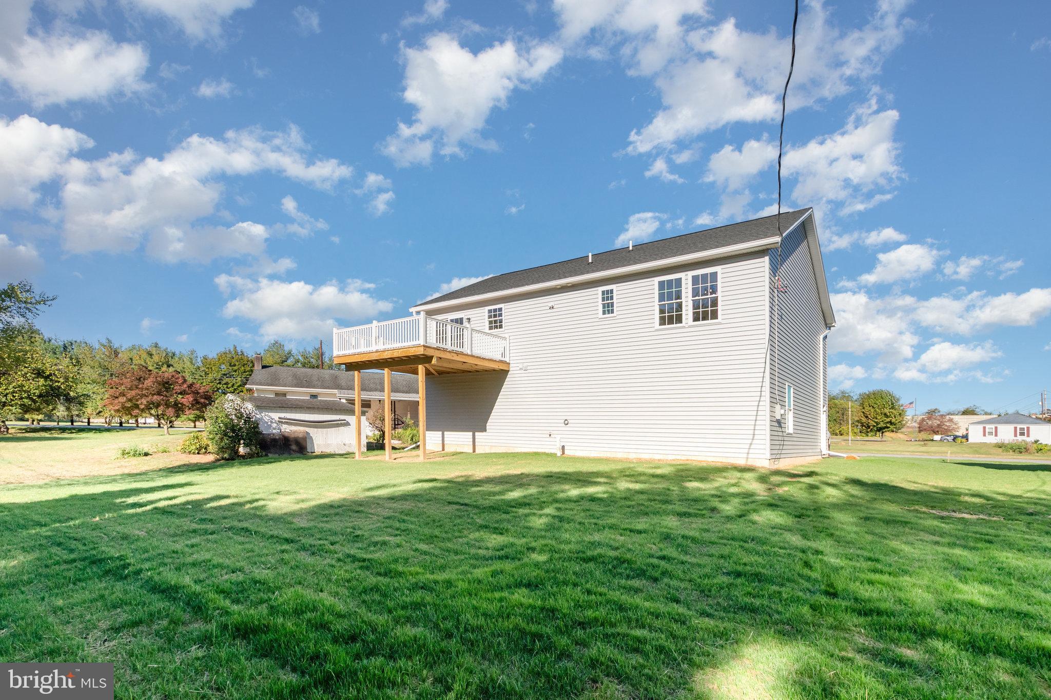 CLOVERLEAF ACRES - Residential