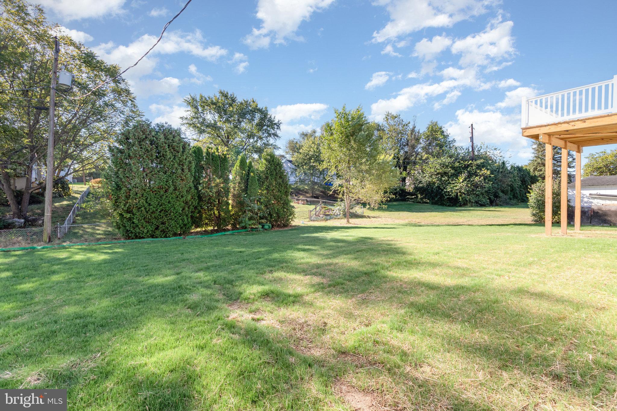 CLOVERLEAF ACRES - Residential