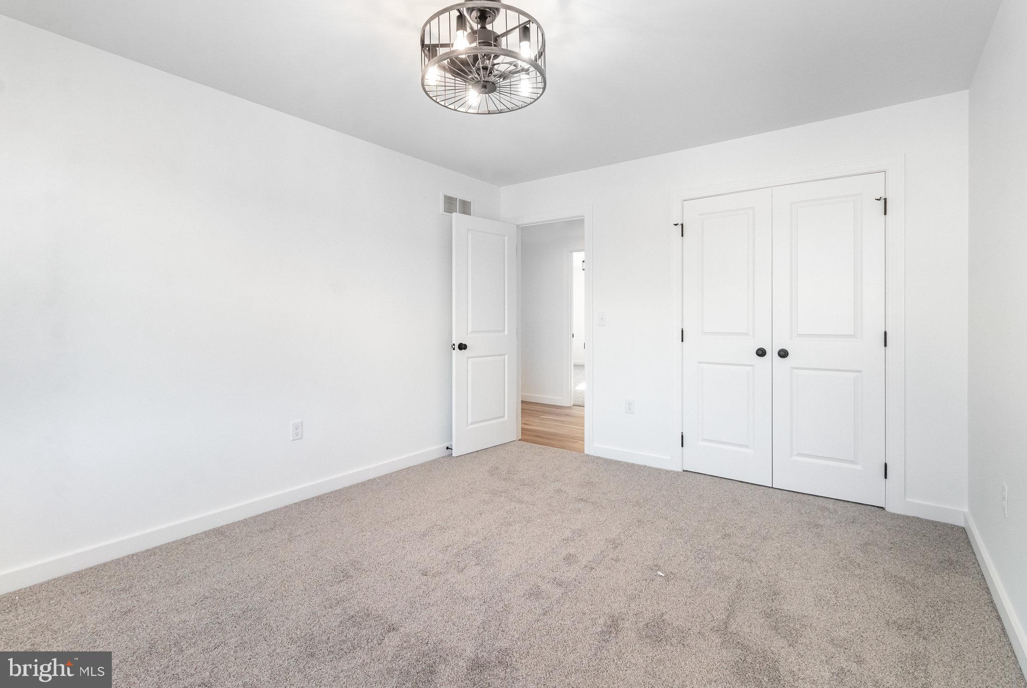 CLOVERLEAF ACRES - Residential