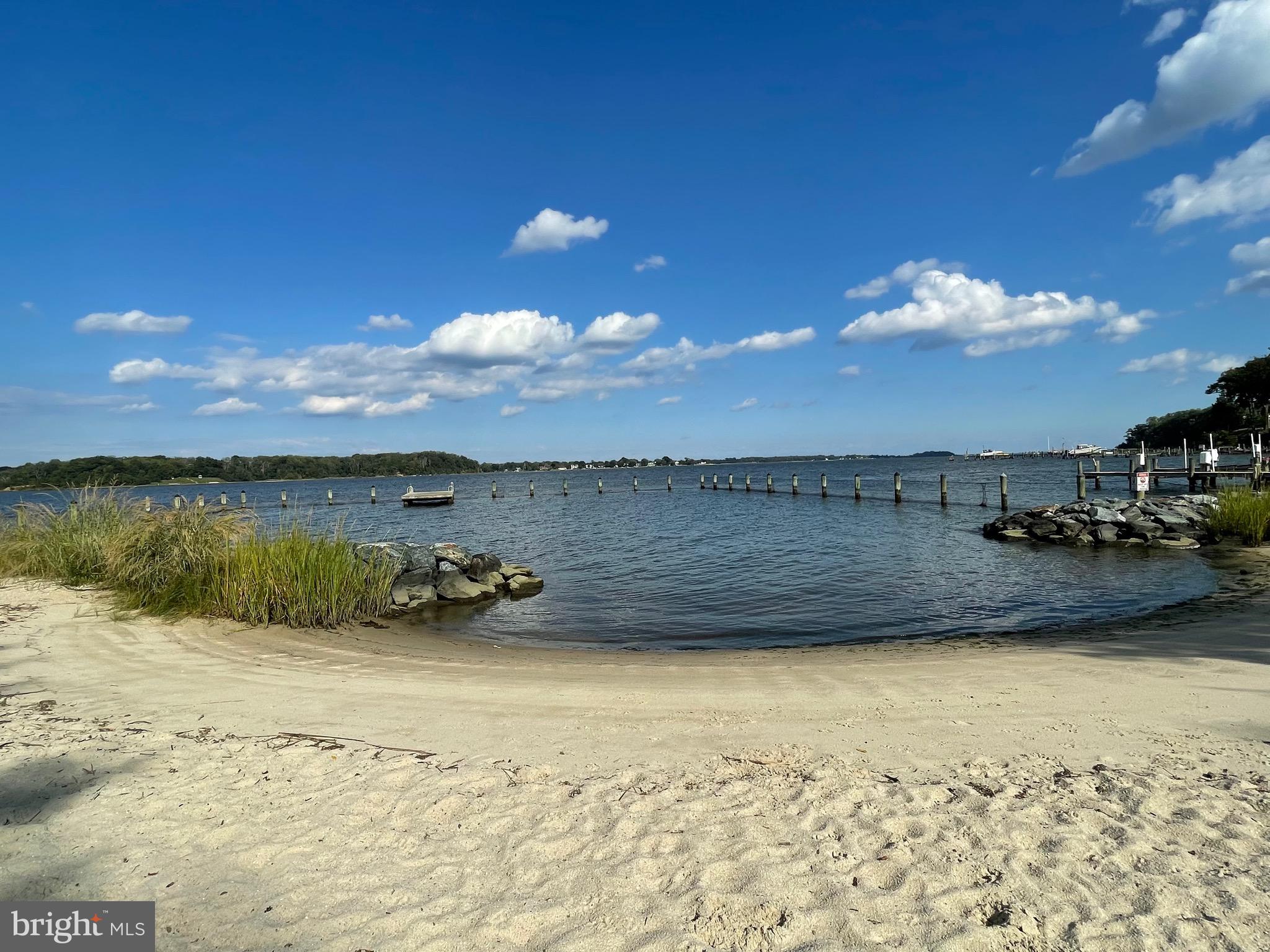 LOCH HAVEN - Residential