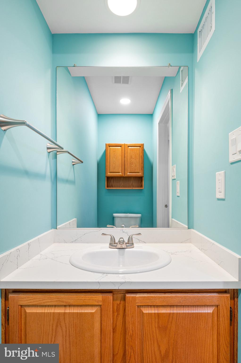 ASHBURN VILLAGE - Residential Lease