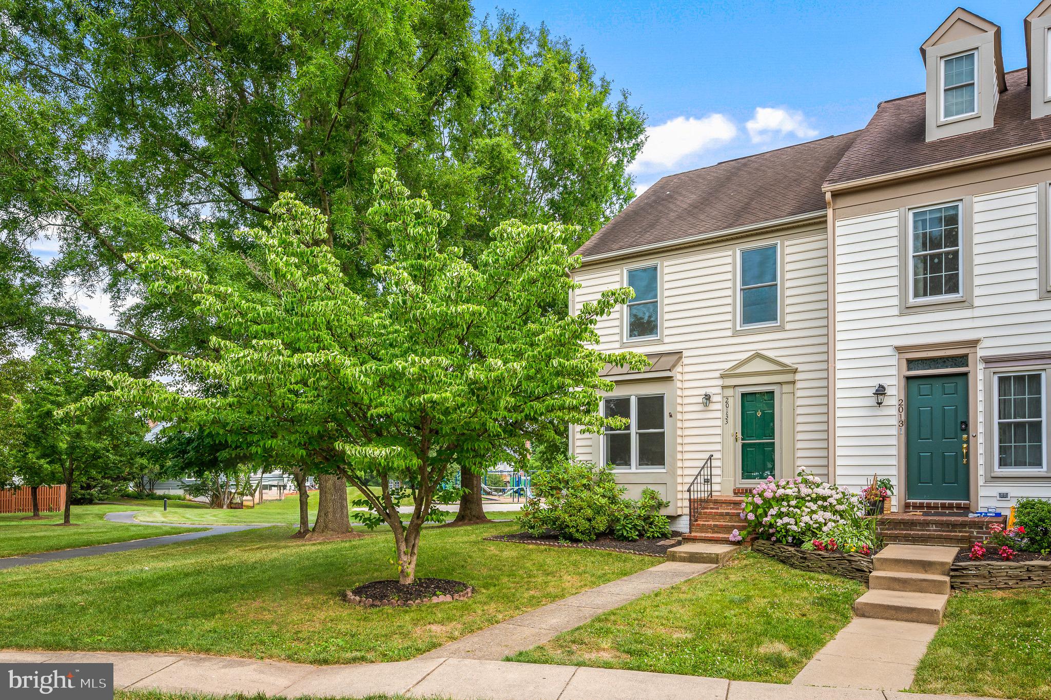 ASHBURN VILLAGE - Residential Lease