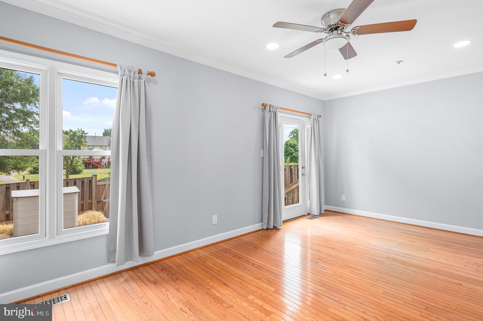 ASHBURN VILLAGE - Residential Lease