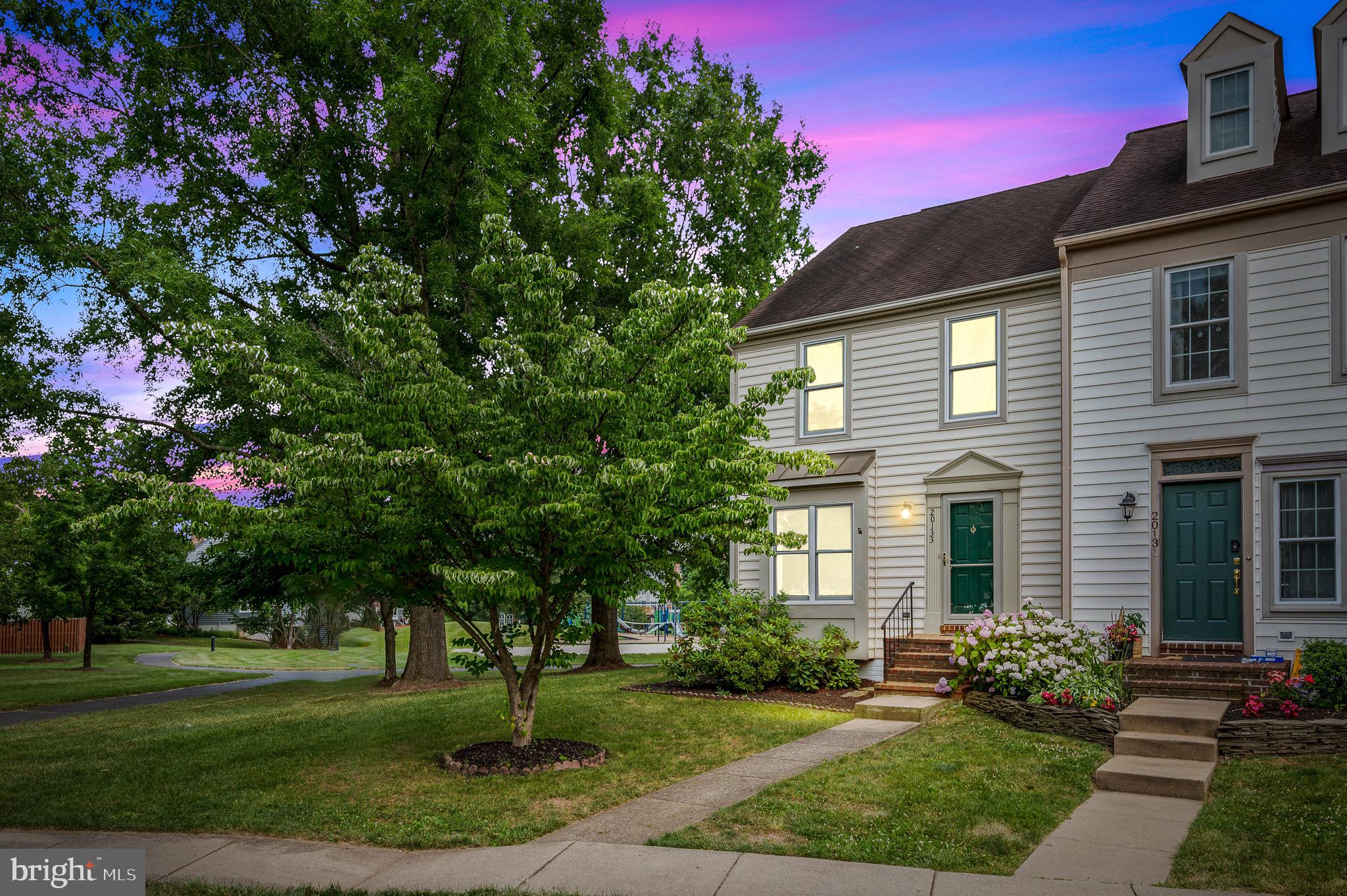 ASHBURN VILLAGE - Residential Lease