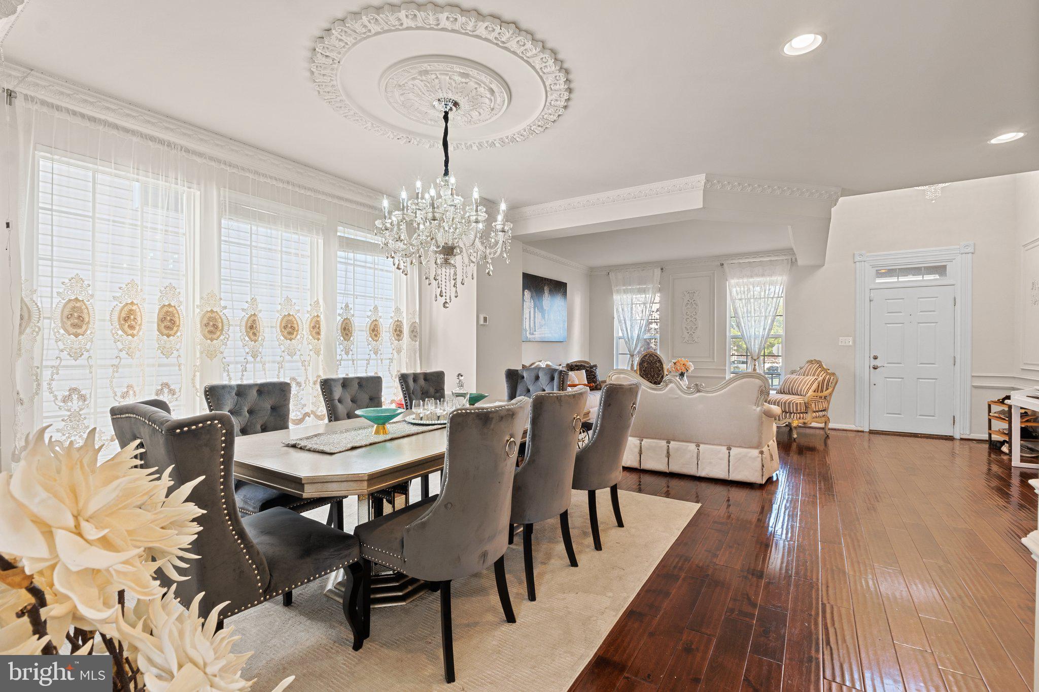 UNIVERSITY VILLAGE - Residential Lease